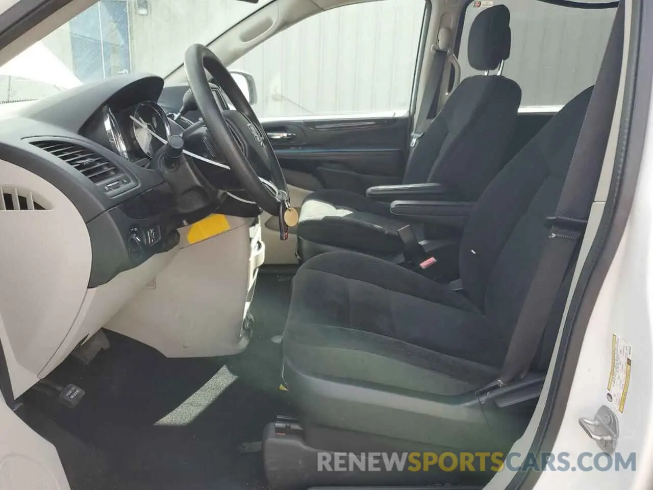 7 fotografías del automóvil dañado 2C4RDGBG8KR602605 DODGE CARAVAN 2019