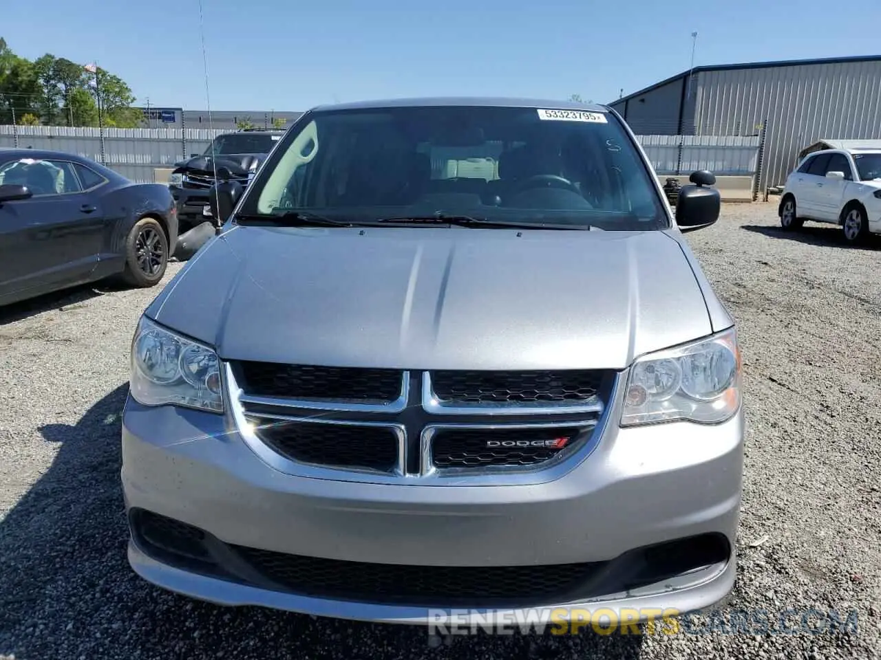 5 fotografías del automóvil dañado 2C4RDGBG8KR641551 DODGE CARAVAN 2019