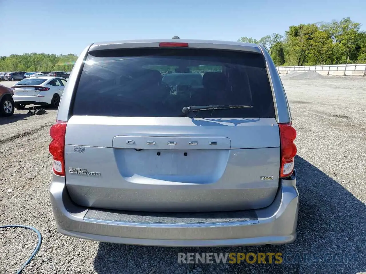 6 fotografías del automóvil dañado 2C4RDGBG8KR641551 DODGE CARAVAN 2019