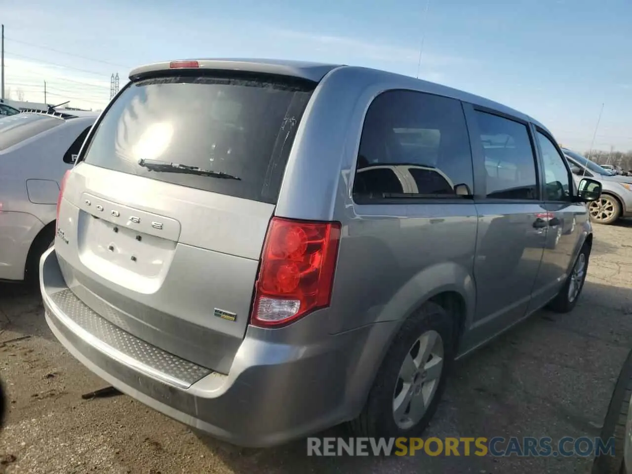 3 fotografías del automóvil dañado 2C4RDGBG8KR654591 DODGE CARAVAN 2019