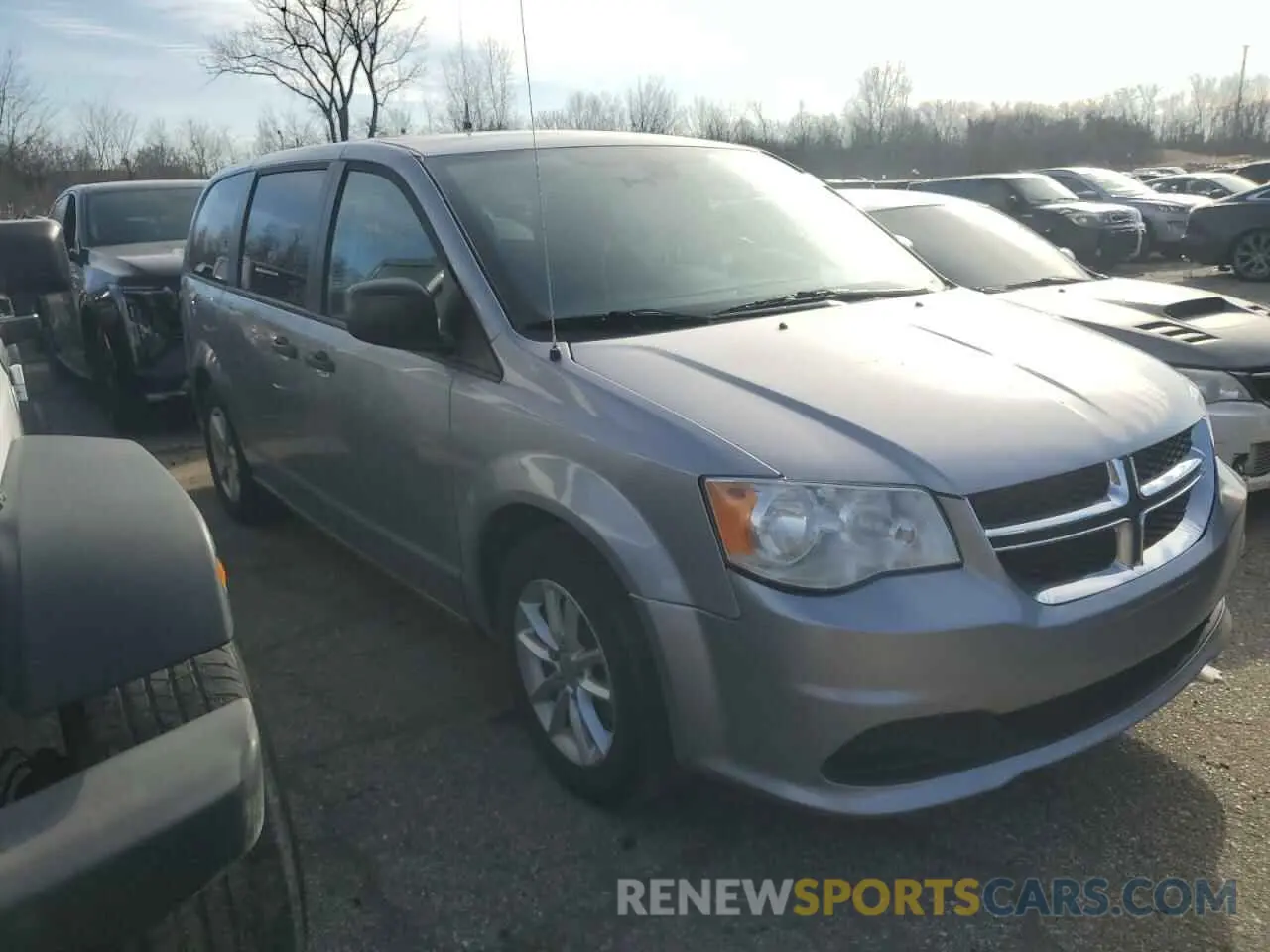4 fotografías del automóvil dañado 2C4RDGBG8KR654591 DODGE CARAVAN 2019