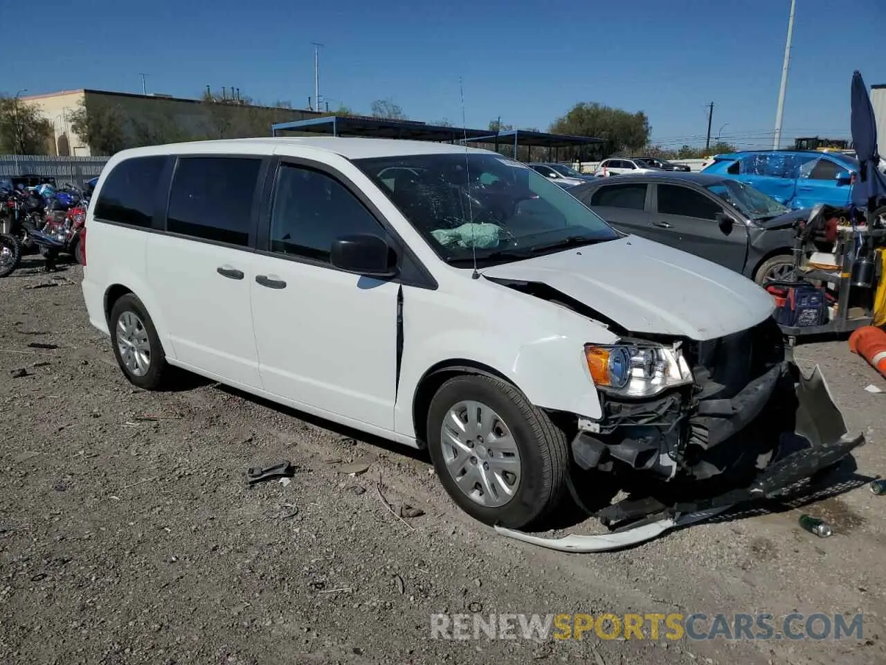 4 fotografías del automóvil dañado 2C4RDGBG8KR745716 DODGE CARAVAN 2019