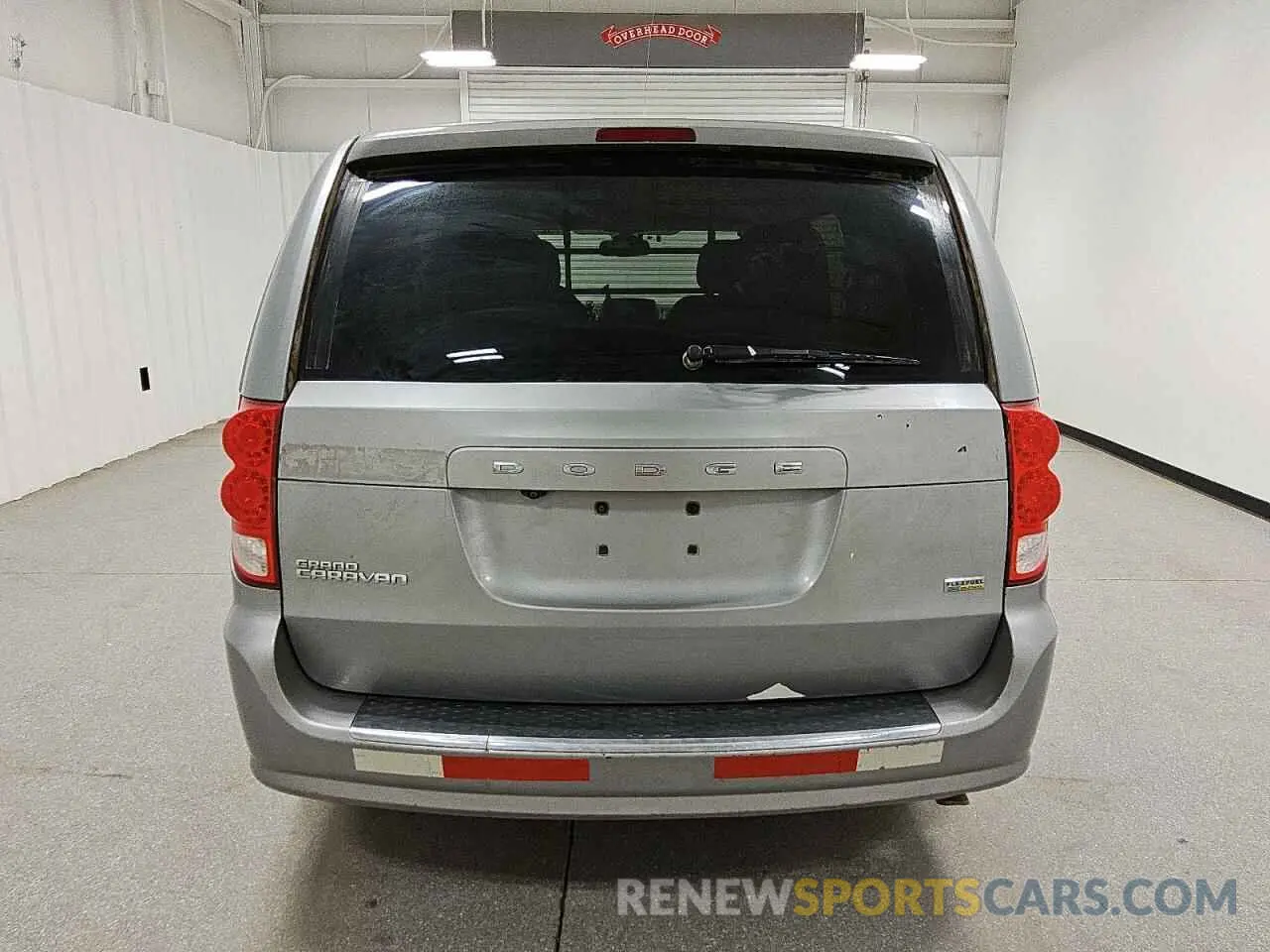 6 fotografías del automóvil dañado 2C4RDGBG9KR701322 DODGE CARAVAN 2019