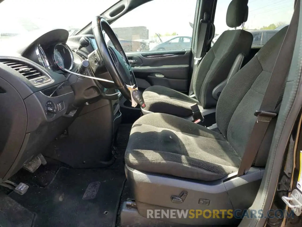 7 fotografías del automóvil dañado 2C4RDGBG9KR805440 DODGE CARAVAN 2019