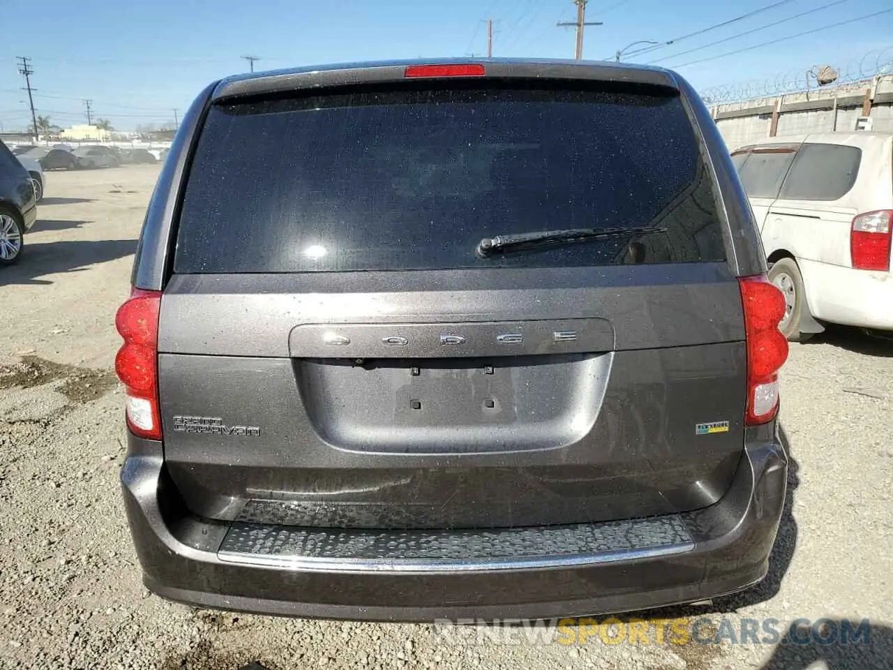 6 fotografías del automóvil dañado 2C4RDGBGXKR794075 DODGE CARAVAN 2019