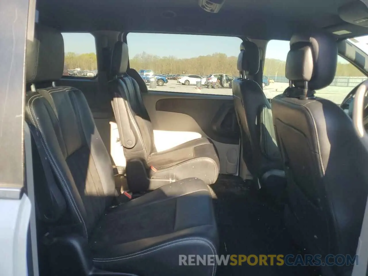11 fotografías del automóvil dañado 2C4RDGCG0KR530068 DODGE CARAVAN 2019