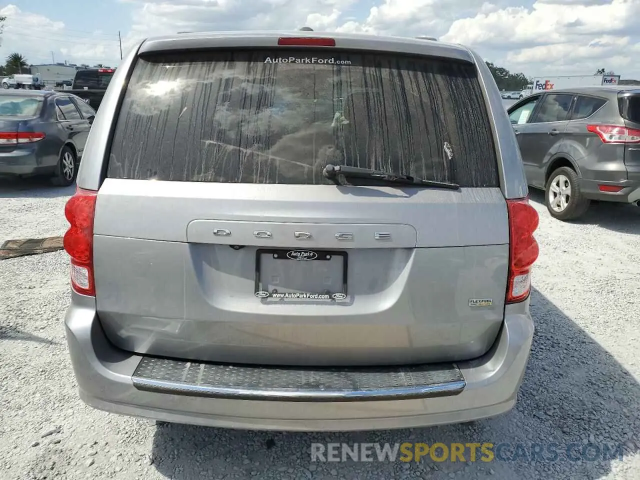 6 fotografías del automóvil dañado 2C4RDGCG0KR784881 DODGE CARAVAN 2019