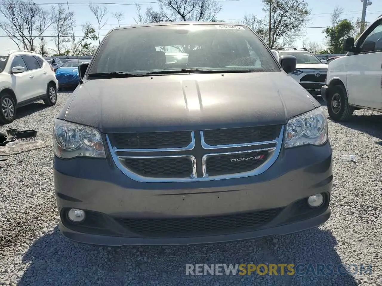 5 fotografías del automóvil dañado 2C4RDGCG0KR786808 DODGE CARAVAN 2019