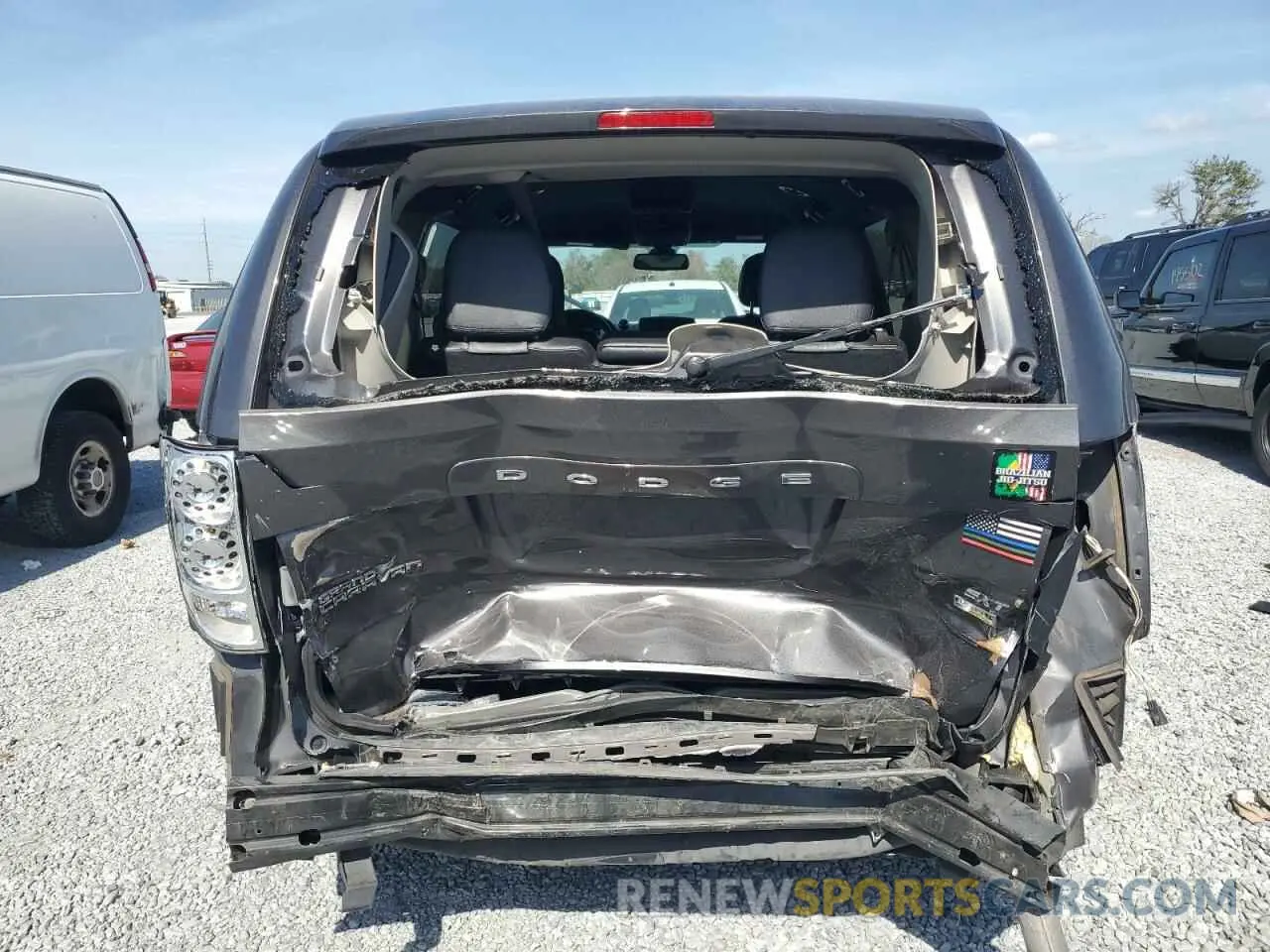 6 fotografías del automóvil dañado 2C4RDGCG0KR786808 DODGE CARAVAN 2019