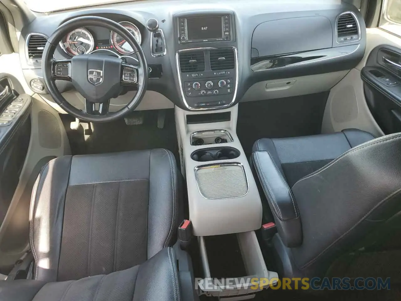 8 fotografías del automóvil dañado 2C4RDGCG0KR786808 DODGE CARAVAN 2019