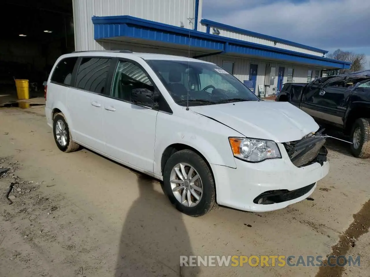 4 fotografías del automóvil dañado 2C4RDGCG1KR544268 DODGE CARAVAN 2019