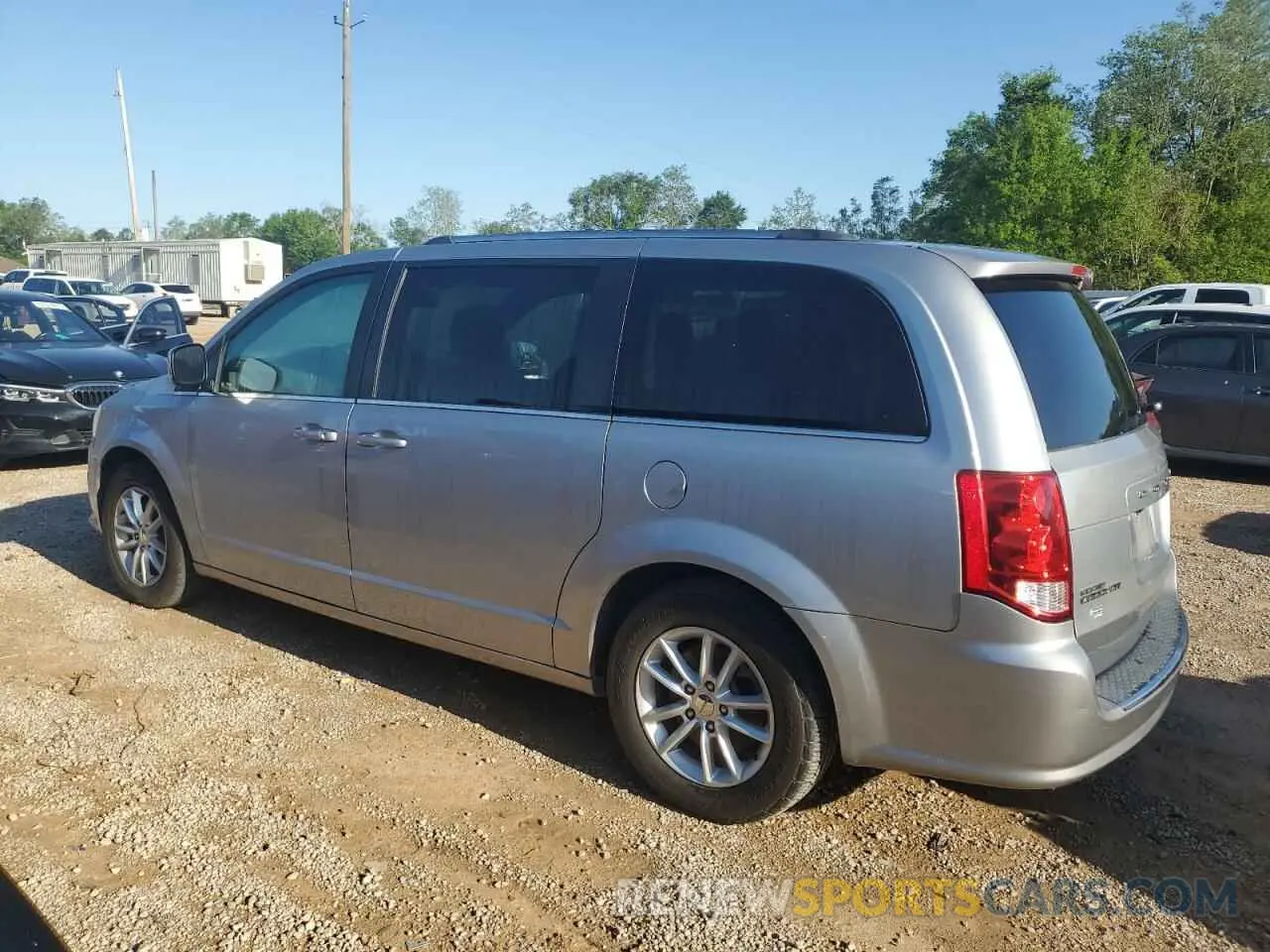 2 fotografías del automóvil dañado 2C4RDGCG1KR545405 DODGE CARAVAN 2019