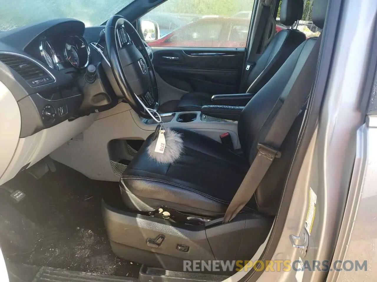 7 fotografías del automóvil dañado 2C4RDGCG1KR545405 DODGE CARAVAN 2019