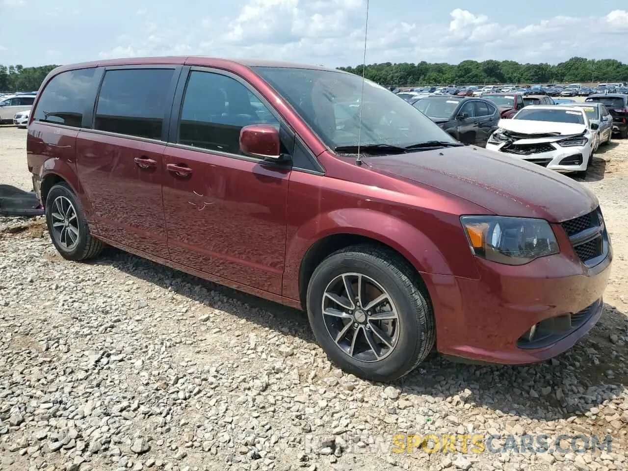 4 fotografías del automóvil dañado 2C4RDGCG1KR617414 DODGE CARAVAN 2019