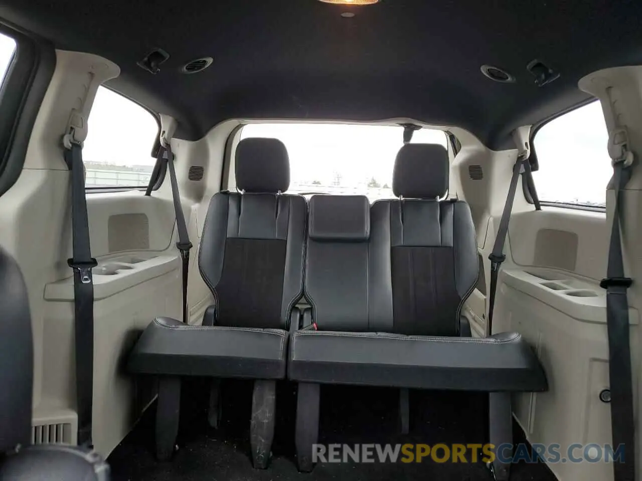 10 fotografías del automóvil dañado 2C4RDGCG1KR622029 DODGE CARAVAN 2019