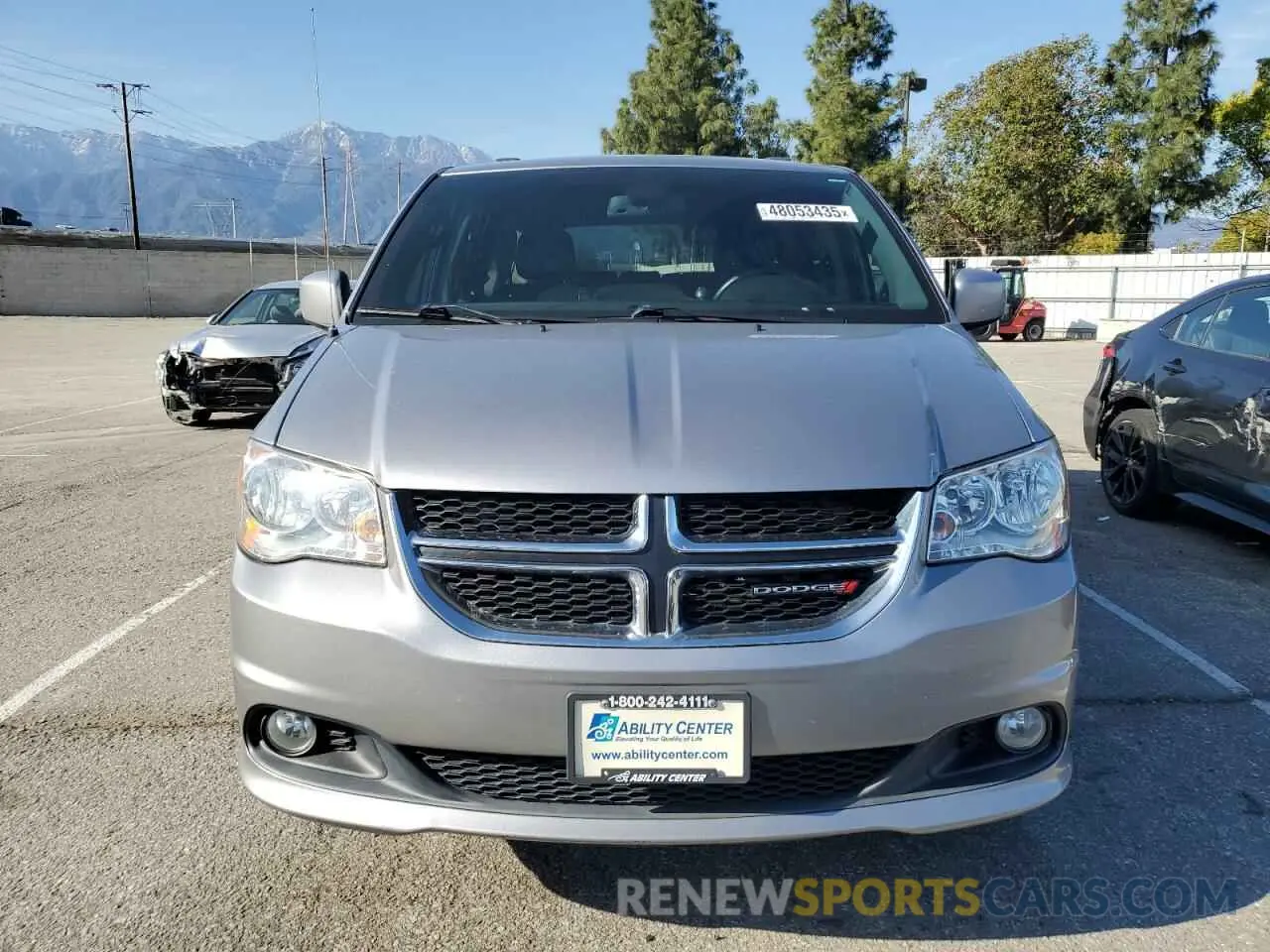 5 fotografías del automóvil dañado 2C4RDGCG1KR648386 DODGE CARAVAN 2019