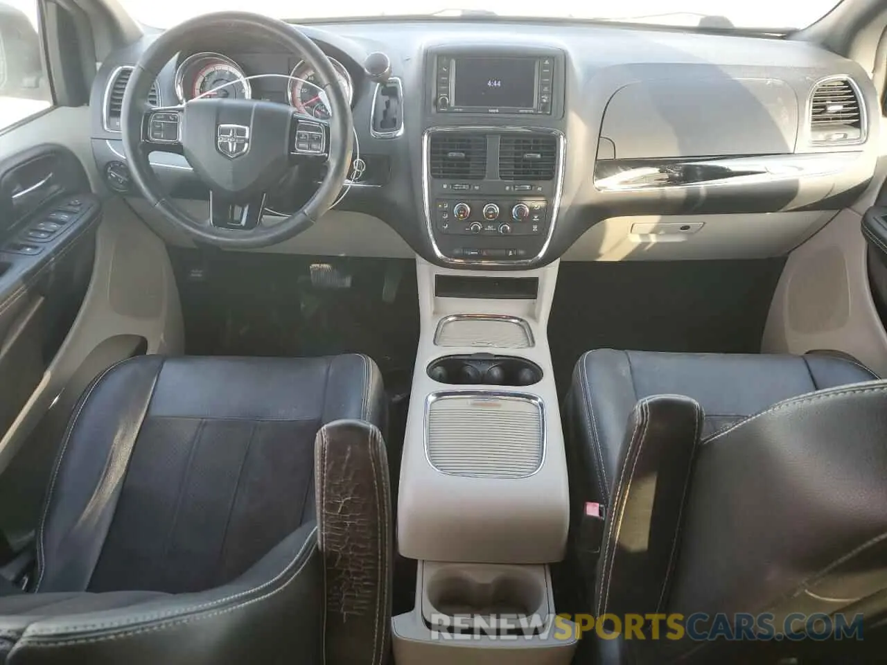 8 fotografías del automóvil dañado 2C4RDGCG1KR699547 DODGE CARAVAN 2019