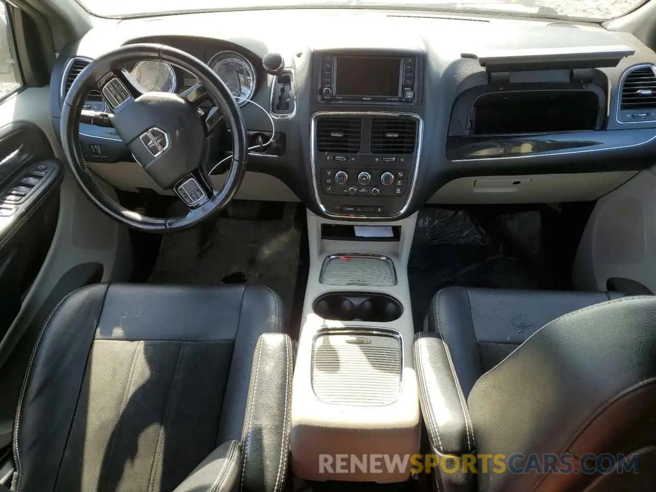 8 fotografías del automóvil dañado 2C4RDGCG1KR752652 DODGE CARAVAN 2019