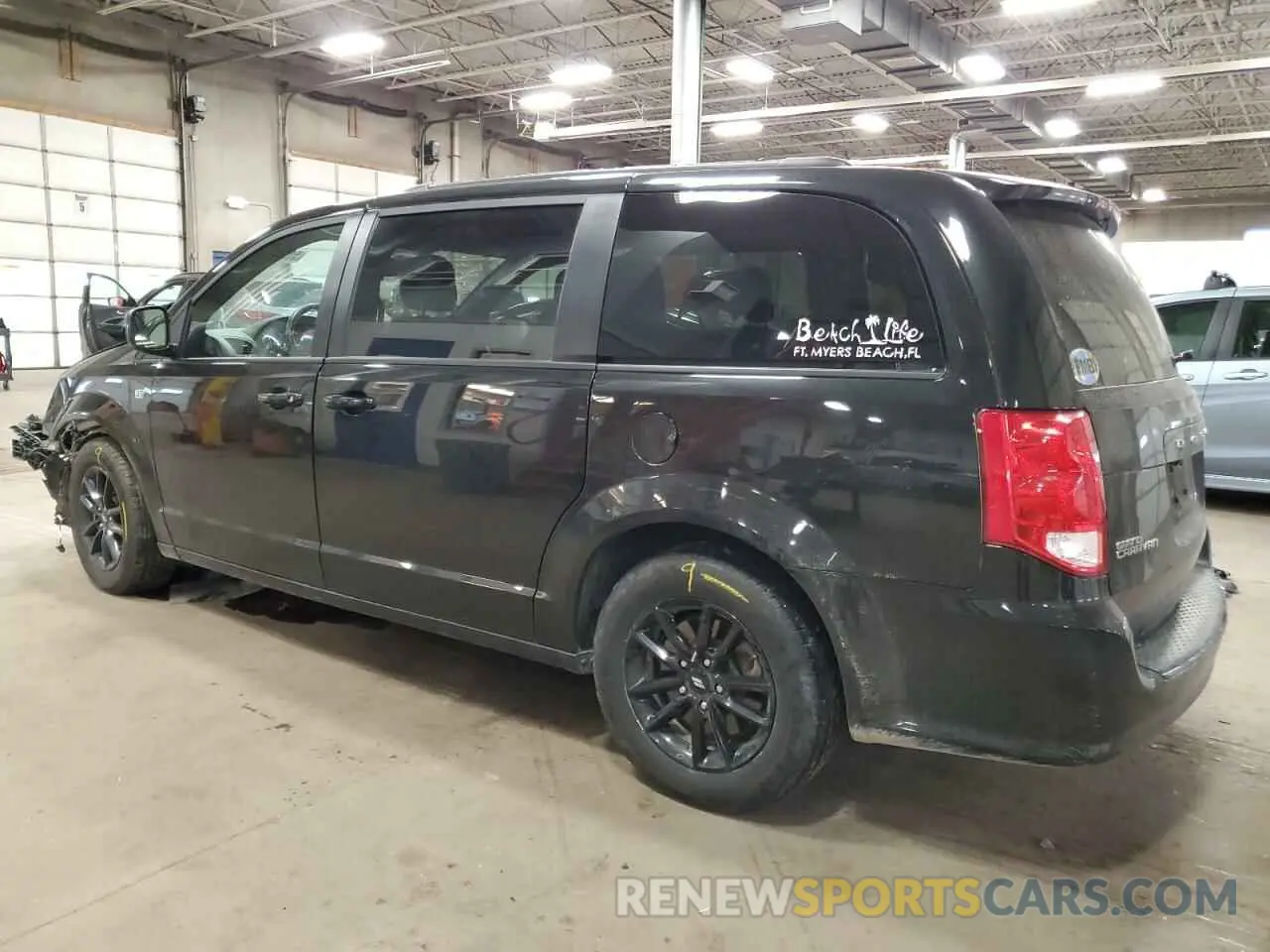 2 fotografías del automóvil dañado 2C4RDGCG1KR799213 DODGE CARAVAN 2019