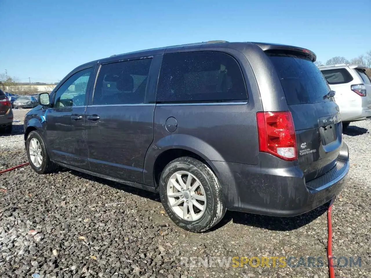 2 fotografías del automóvil dañado 2C4RDGCG1KR800313 DODGE CARAVAN 2019