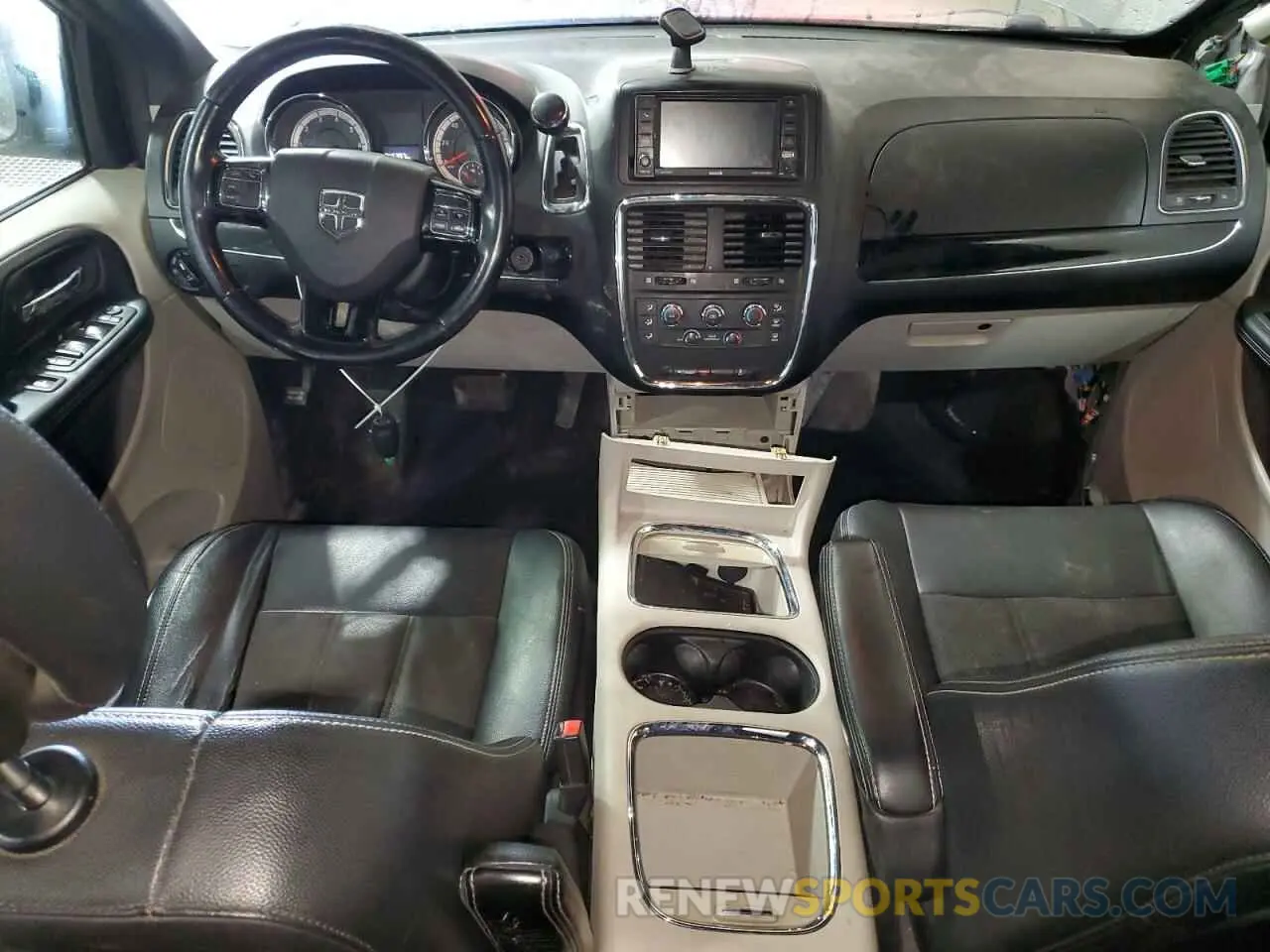 8 fotografías del automóvil dañado 2C4RDGCG3KR804654 DODGE CARAVAN 2019
