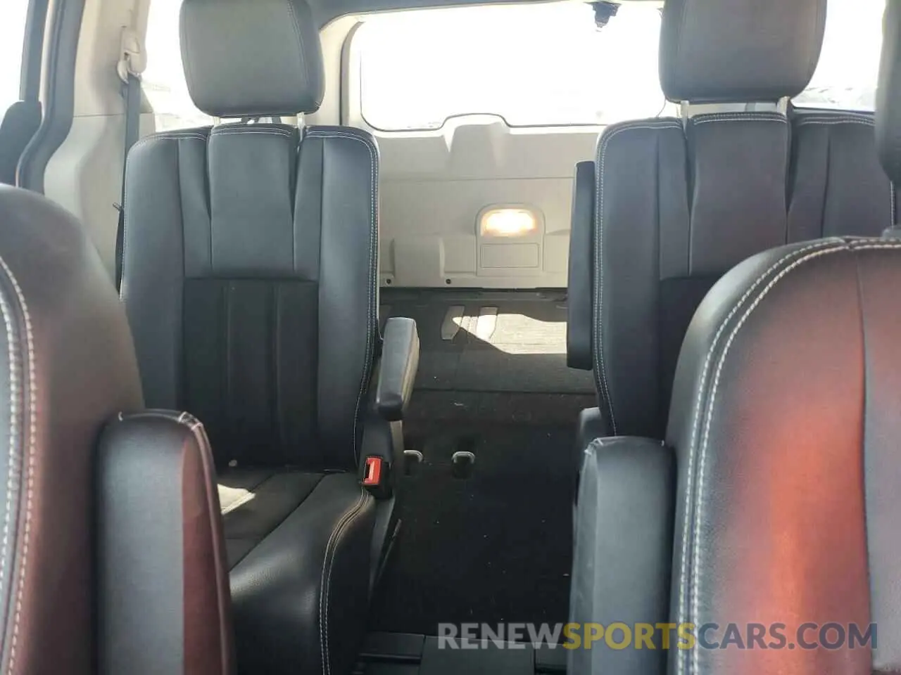 10 fotografías del automóvil dañado 2C4RDGCG4KR713182 DODGE CARAVAN 2019
