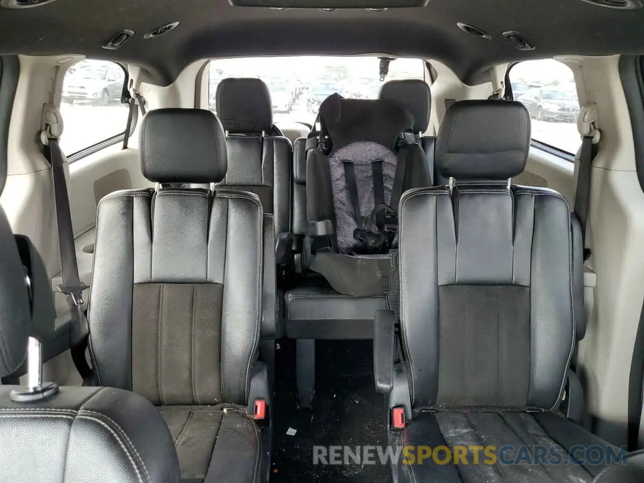 10 fotografías del automóvil dañado 2C4RDGCG4KR774483 DODGE CARAVAN 2019