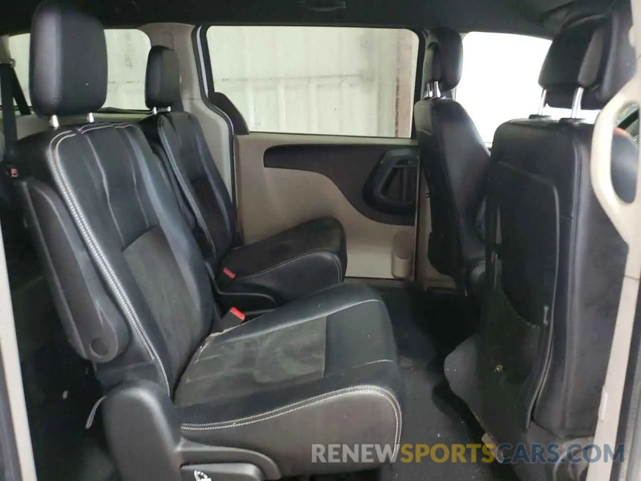 11 fotografías del automóvil dañado 2C4RDGCG5KR674103 DODGE CARAVAN 2019