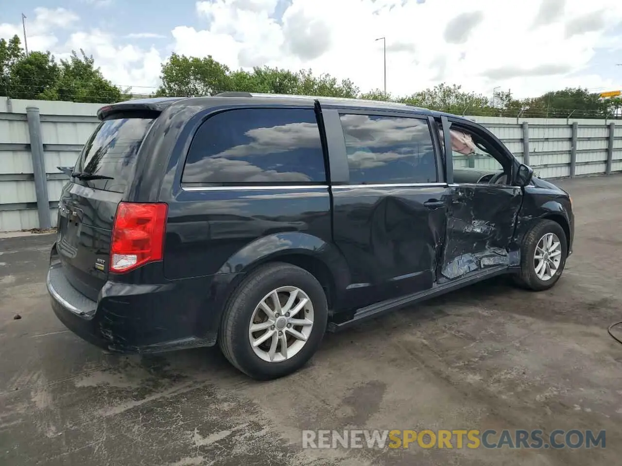 3 fotografías del automóvil dañado 2C4RDGCG5KR747616 DODGE CARAVAN 2019