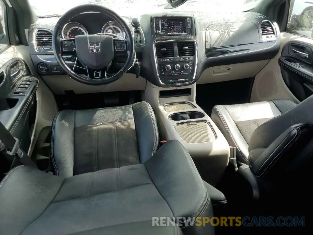 8 fotografías del automóvil dañado 2C4RDGCG5KR776274 DODGE CARAVAN 2019