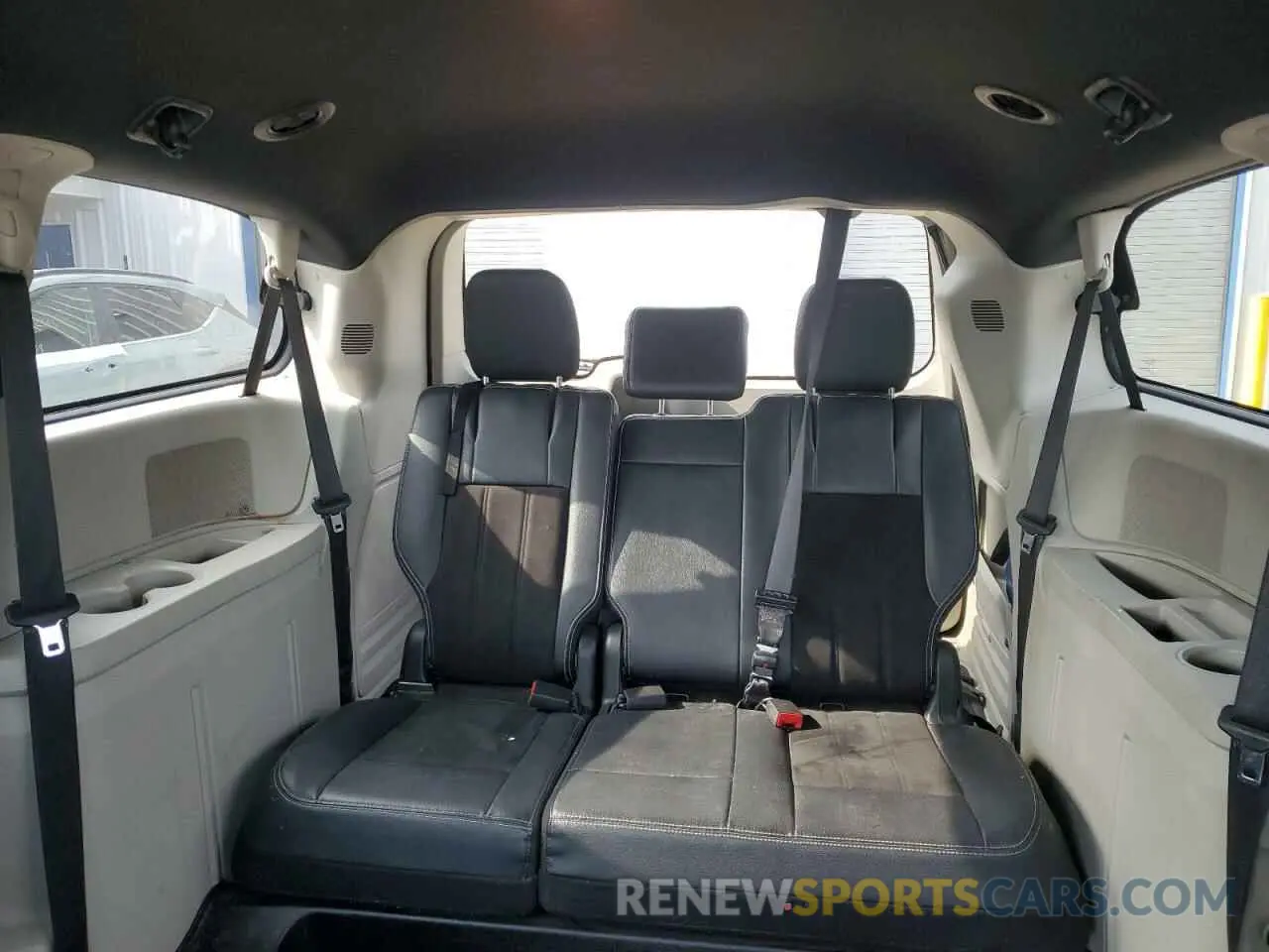 10 fotografías del automóvil dañado 2C4RDGCG7KR596391 DODGE CARAVAN 2019