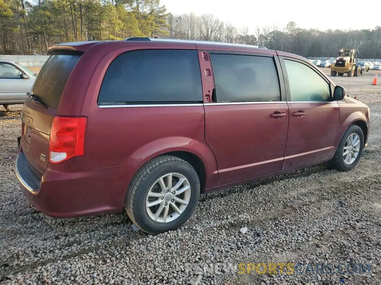 3 fotografías del automóvil dañado 2C4RDGCG7KR656587 DODGE CARAVAN 2019