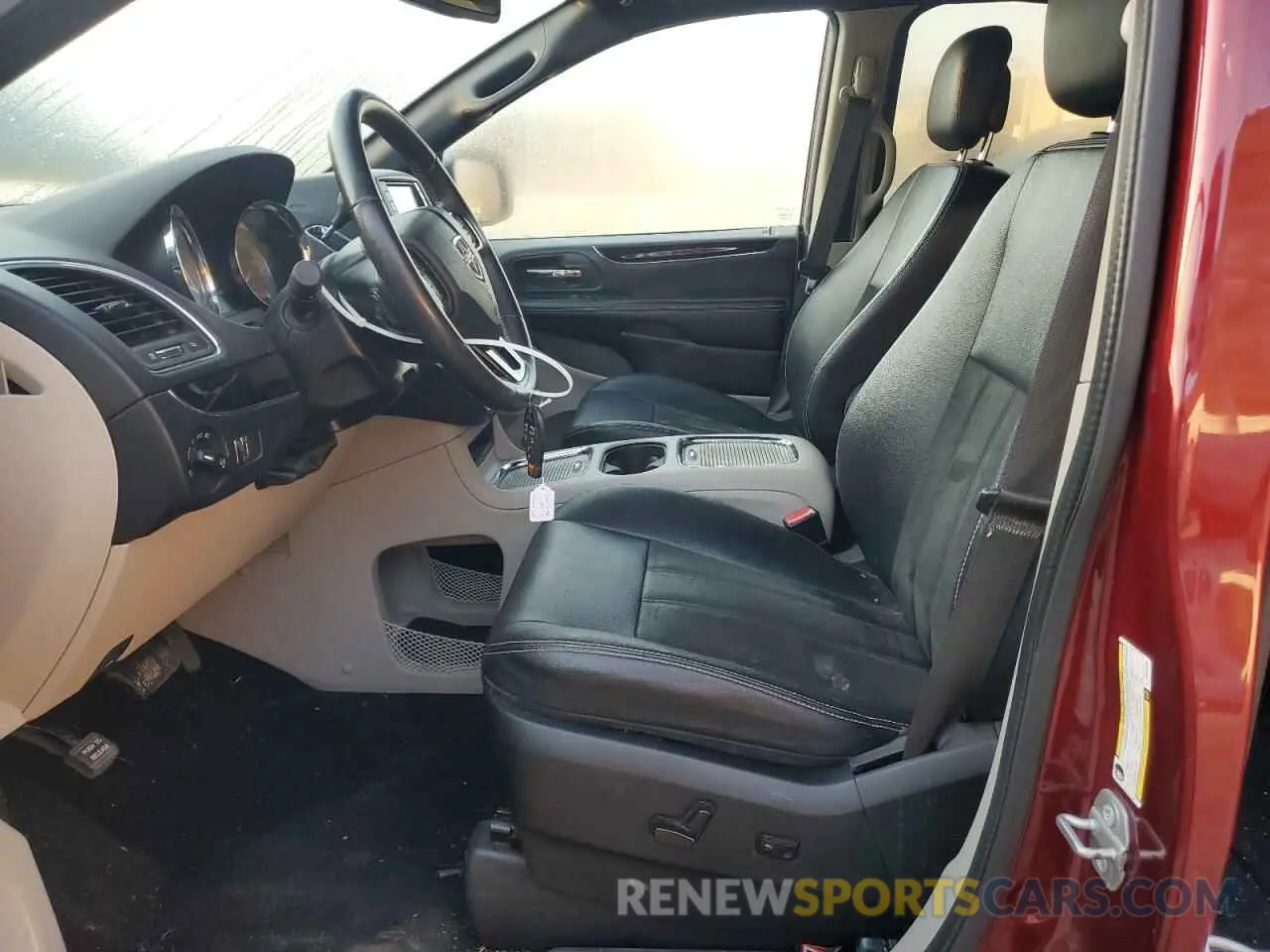 7 fotografías del automóvil dañado 2C4RDGCG7KR656587 DODGE CARAVAN 2019
