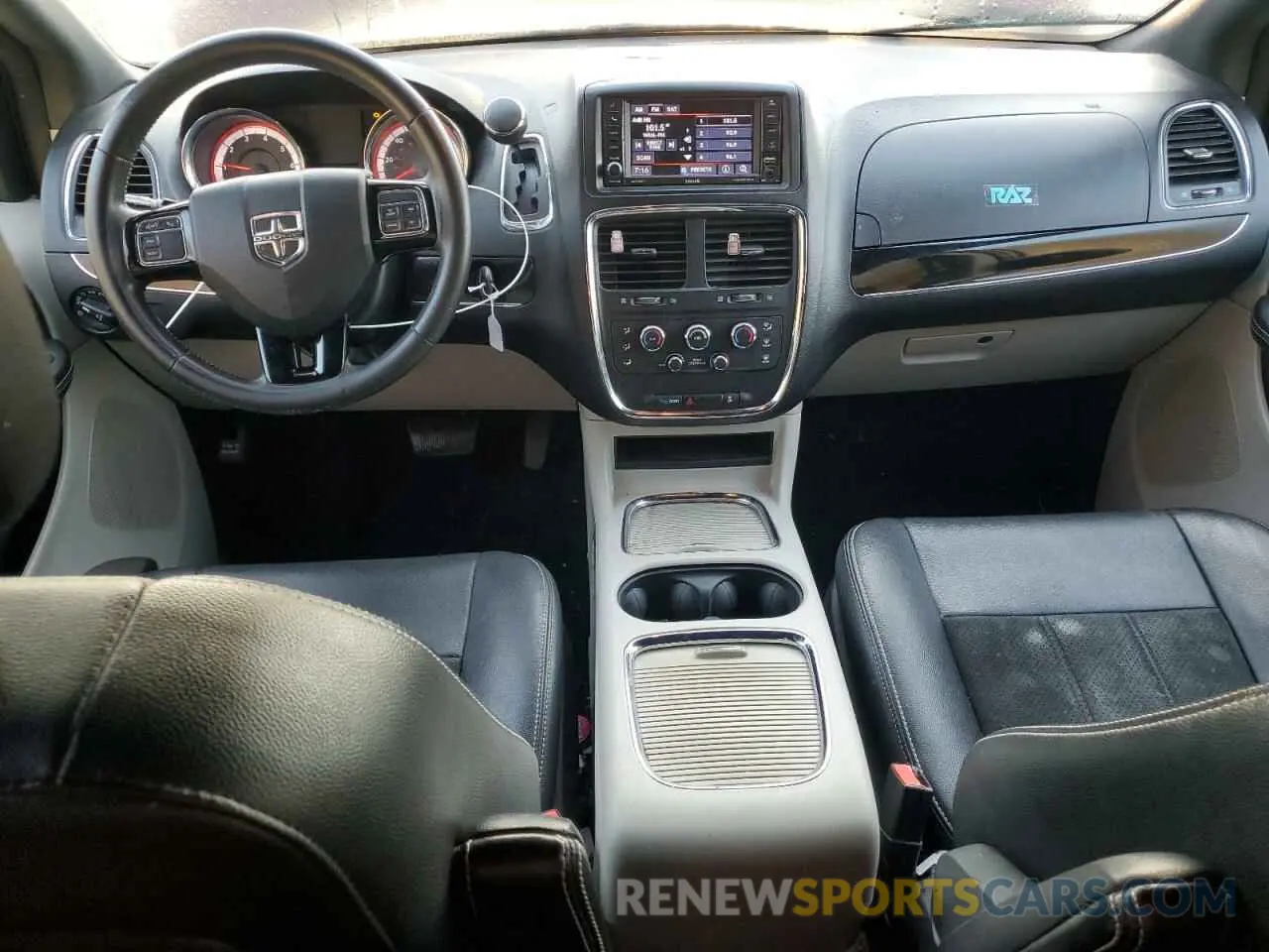 8 fotografías del automóvil dañado 2C4RDGCG7KR656587 DODGE CARAVAN 2019