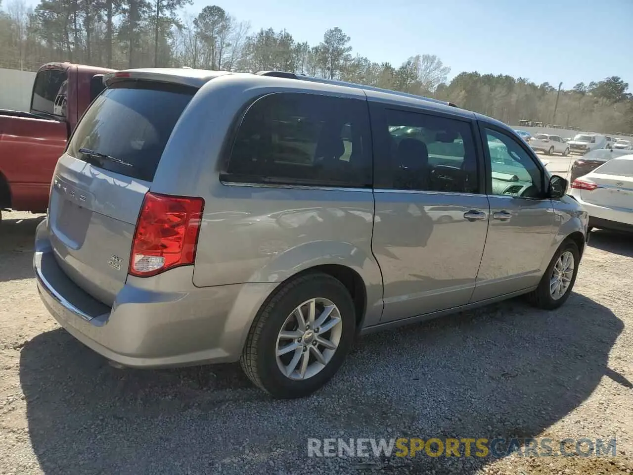 3 fotografías del automóvil dañado 2C4RDGCG7KR701351 DODGE CARAVAN 2019