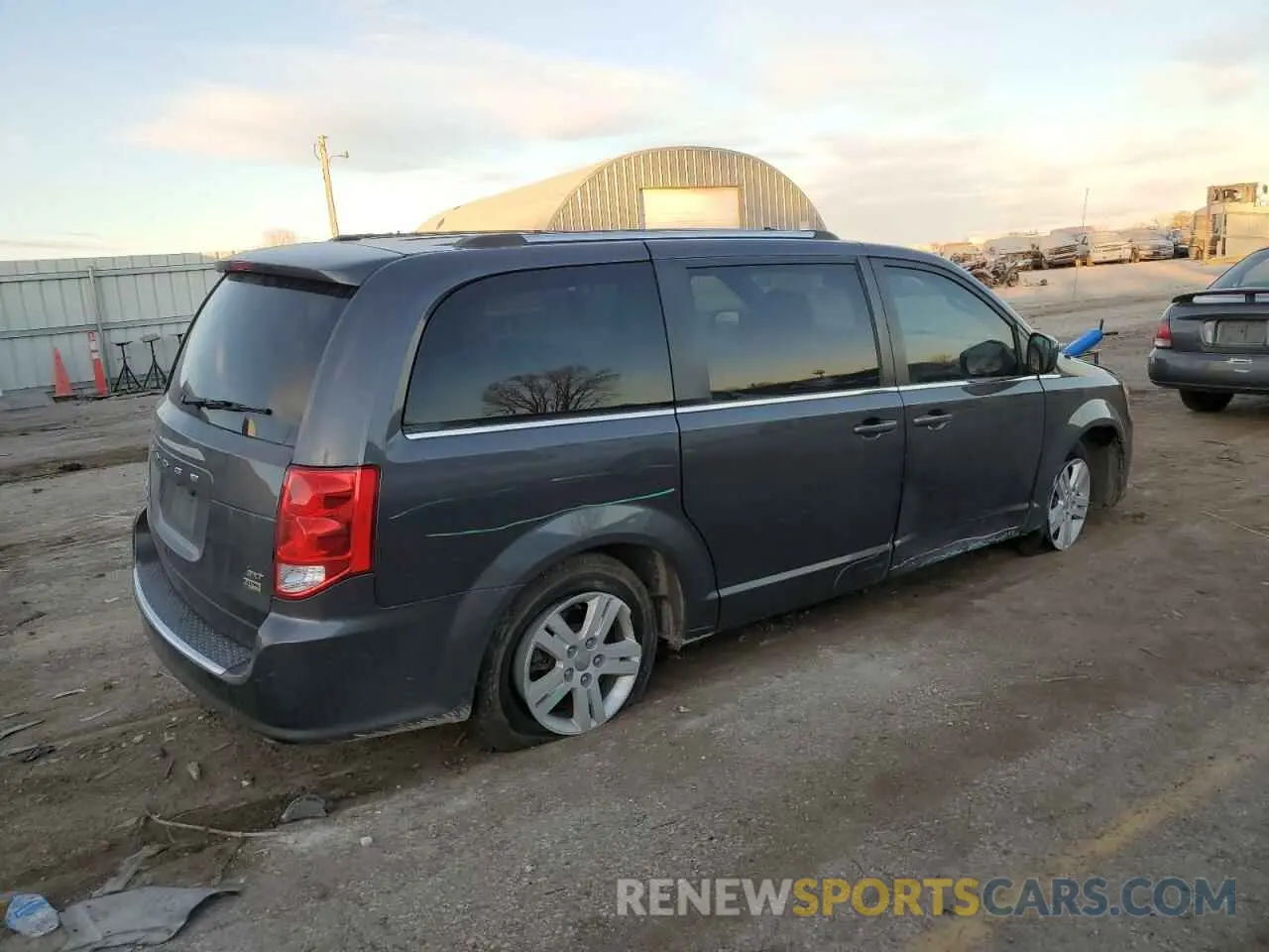 3 fotografías del automóvil dañado 2C4RDGCG7KR771741 DODGE CARAVAN 2019