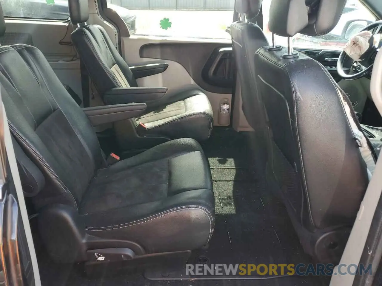 10 fotografías del automóvil dañado 2C4RDGCG8KR739154 DODGE CARAVAN 2019