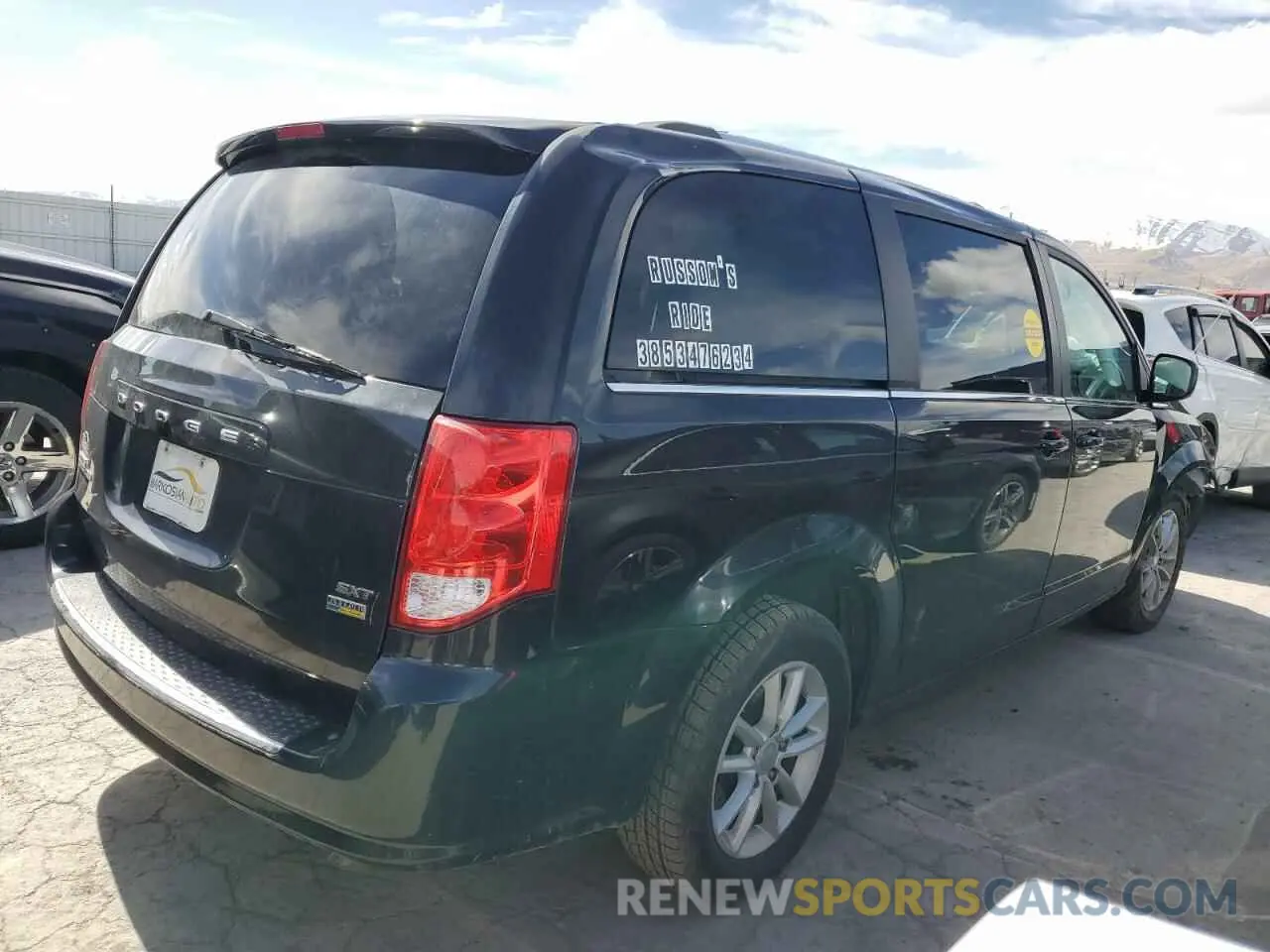 3 fotografías del automóvil dañado 2C4RDGCG8KR739154 DODGE CARAVAN 2019