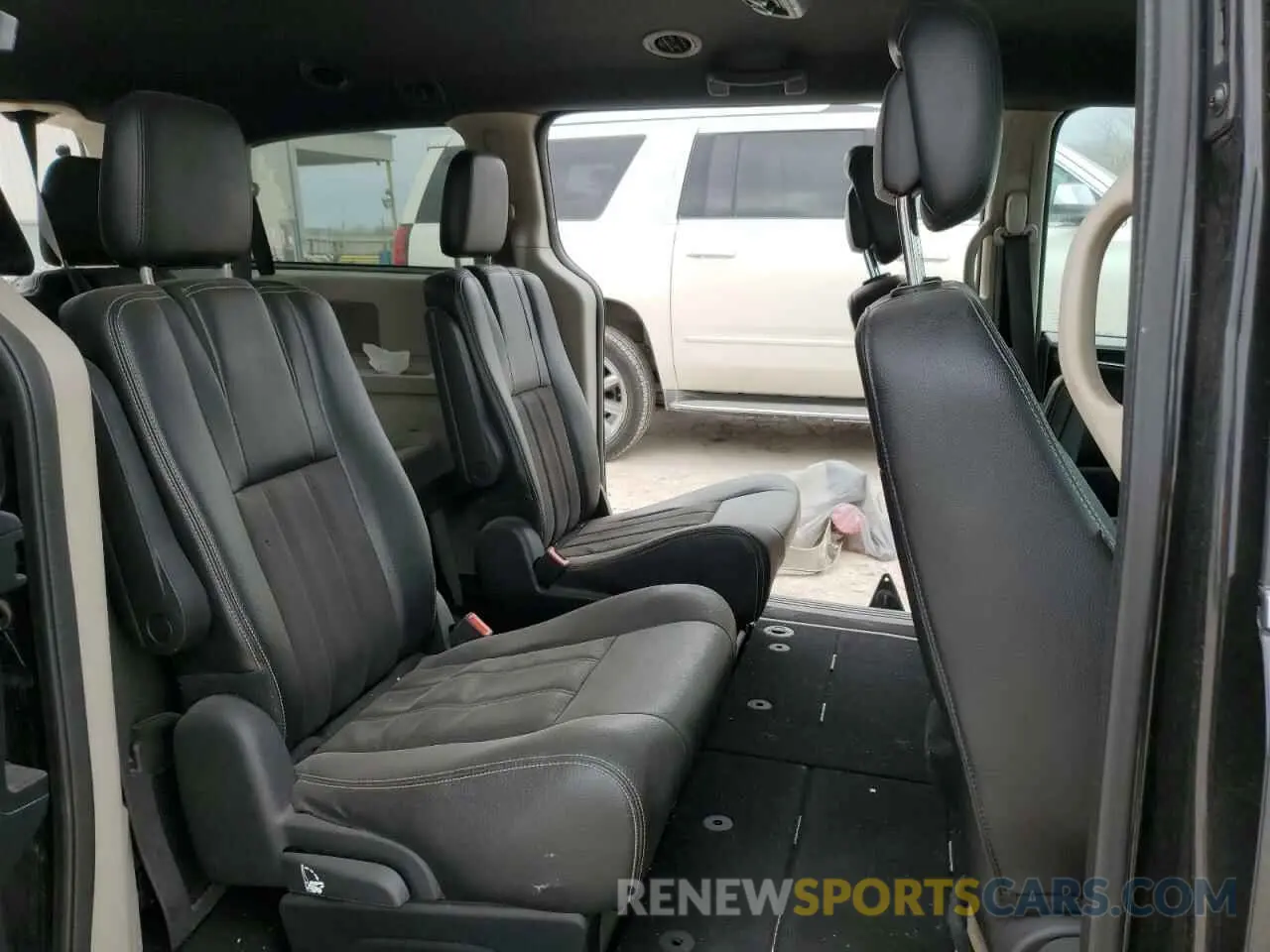 11 fotografías del automóvil dañado 2C4RDGCG8KR754849 DODGE CARAVAN 2019