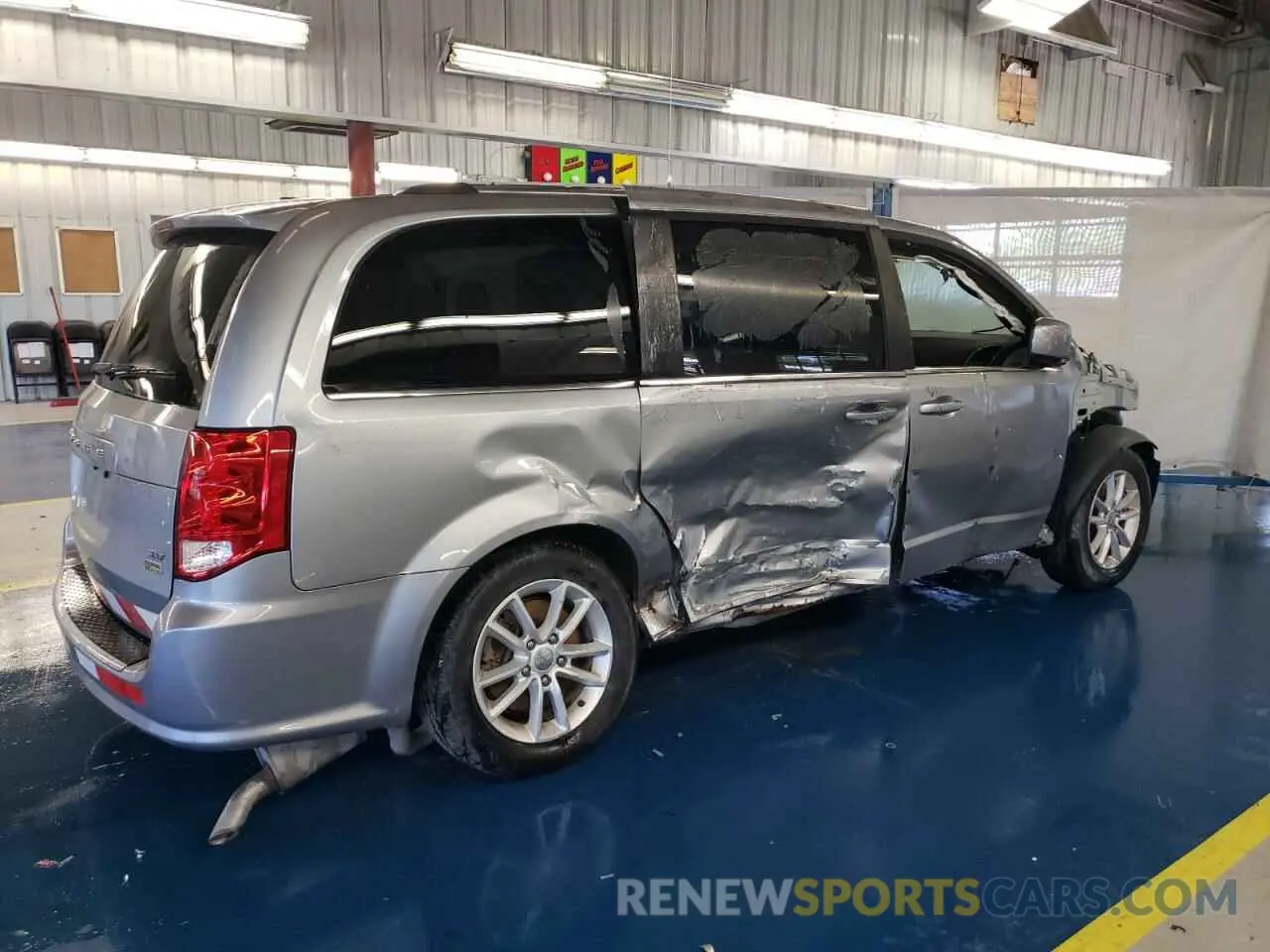 3 fotografías del automóvil dañado 2C4RDGCG9KR661466 DODGE CARAVAN 2019