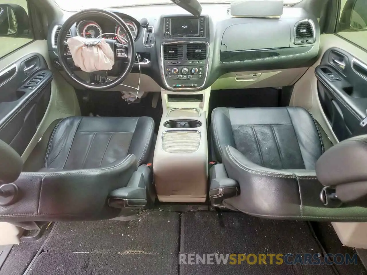 8 fotografías del automóvil dañado 2C4RDGCG9KR662312 DODGE CARAVAN 2019