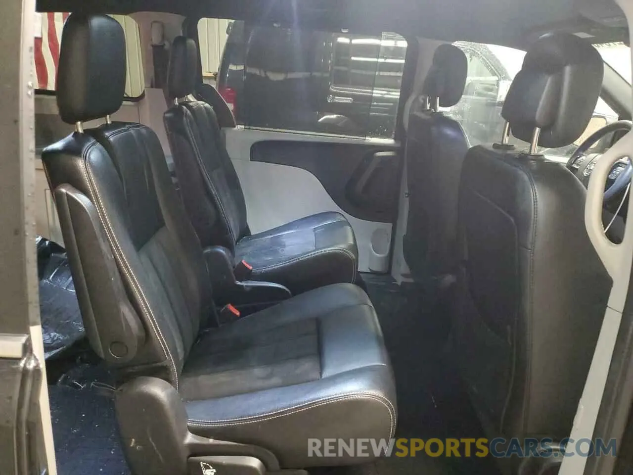 11 fotografías del automóvil dañado 2C4RDGCG9KR712187 DODGE CARAVAN 2019