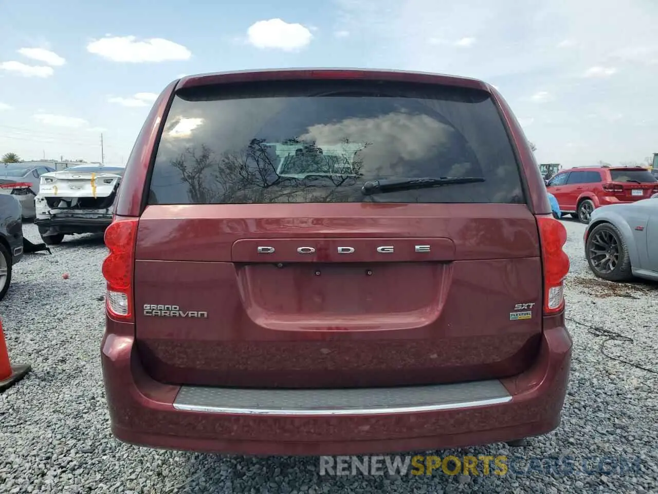 6 fotografías del automóvil dañado 2C4RDGCG9KR759302 DODGE CARAVAN 2019