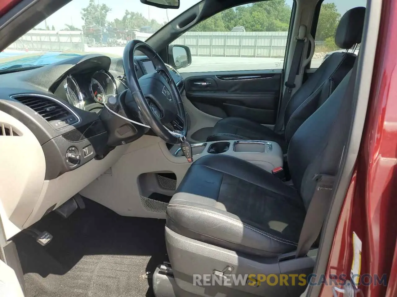 7 fotografías del automóvil dañado 2C4RDGCG9KR759302 DODGE CARAVAN 2019