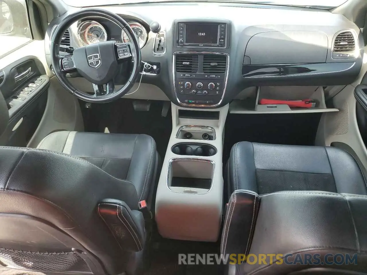 8 fotografías del automóvil dañado 2C4RDGCG9KR759302 DODGE CARAVAN 2019