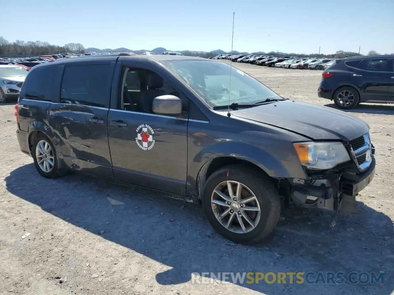 4 fotografías del automóvil dañado 2C4RDGCGXKR544804 DODGE CARAVAN 2019