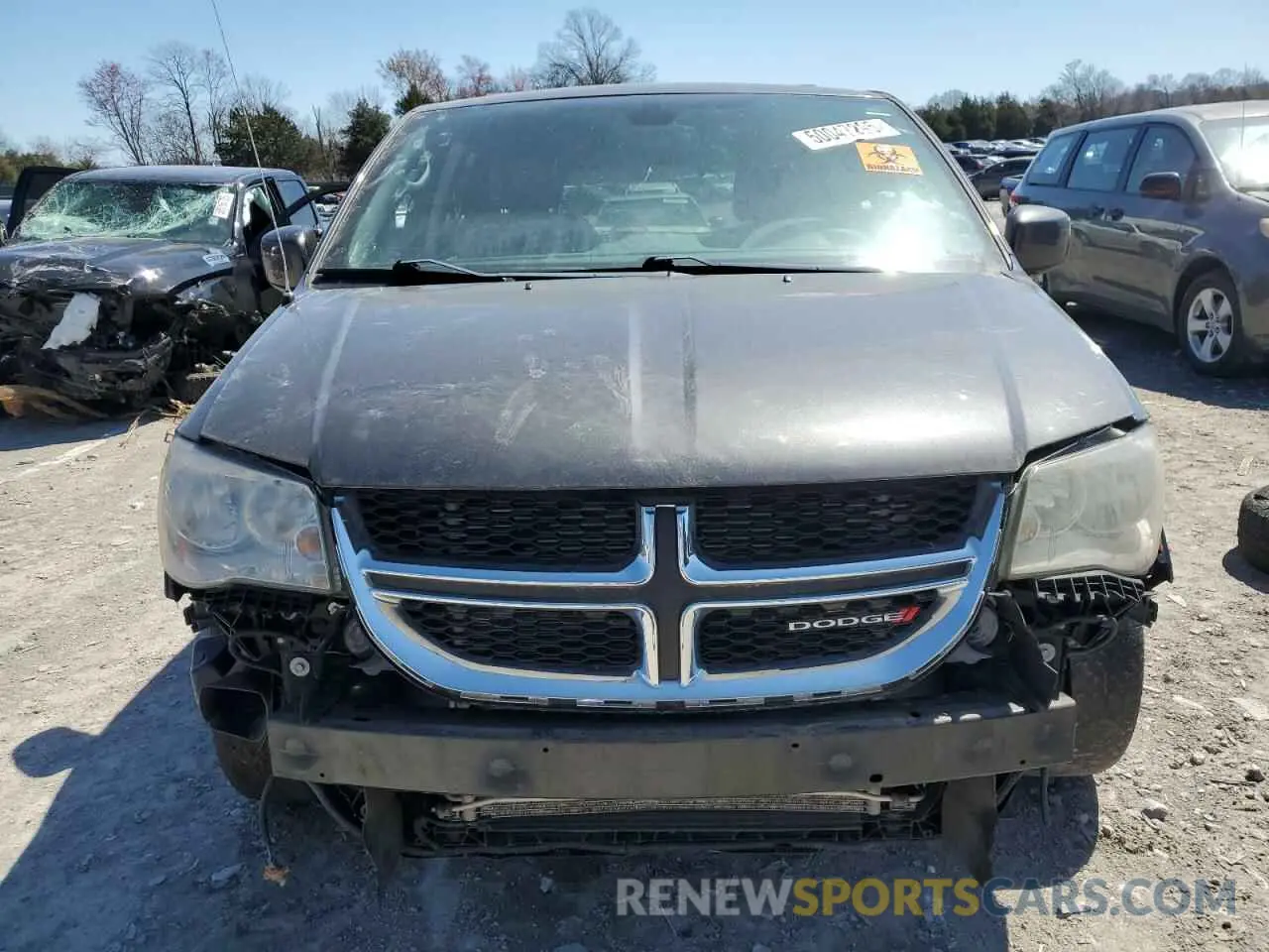 5 fotografías del automóvil dañado 2C4RDGCGXKR544804 DODGE CARAVAN 2019