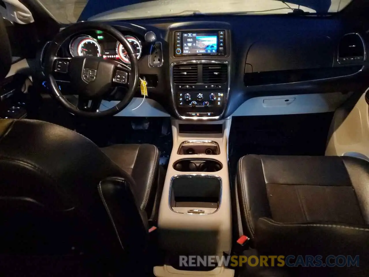8 fotografías del automóvil dañado 2C4RDGCGXKR694881 DODGE CARAVAN 2019