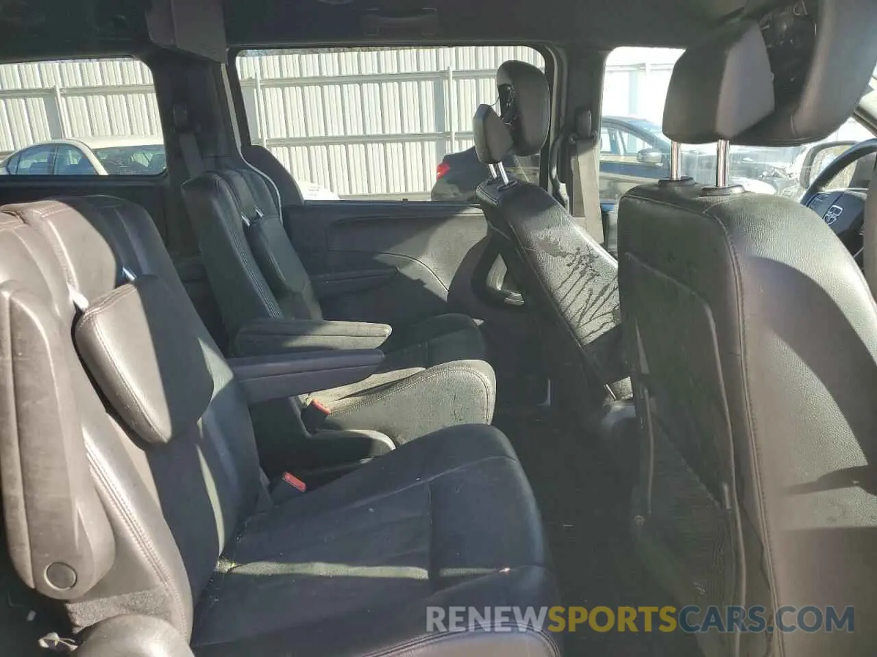 11 fotografías del automóvil dañado 2C4RDGCGXKR790297 DODGE CARAVAN 2019