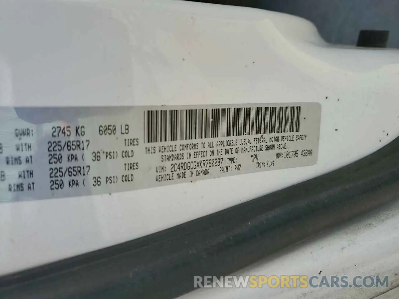 13 fotografías del automóvil dañado 2C4RDGCGXKR790297 DODGE CARAVAN 2019